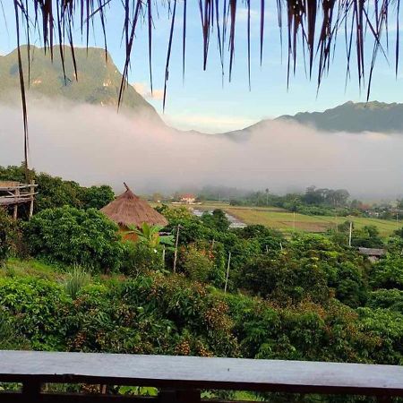 Baan 2 Dao Farmstay Chiang Dao Buitenkant foto