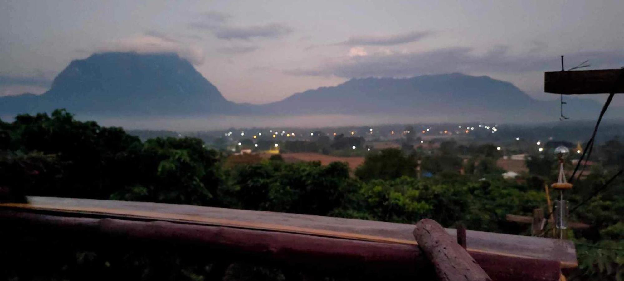 Baan 2 Dao Farmstay Chiang Dao Buitenkant foto