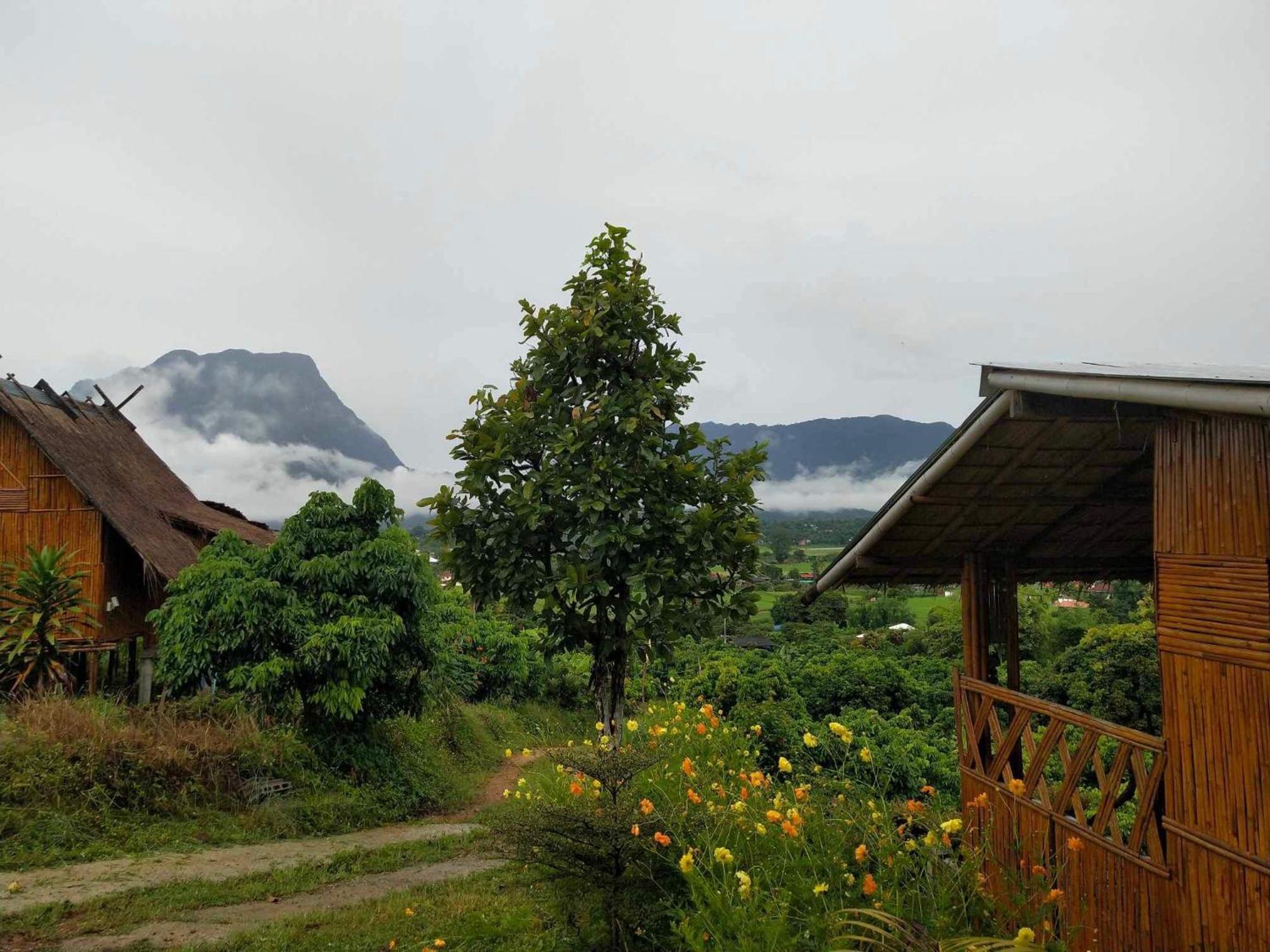 Baan 2 Dao Farmstay Chiang Dao Buitenkant foto